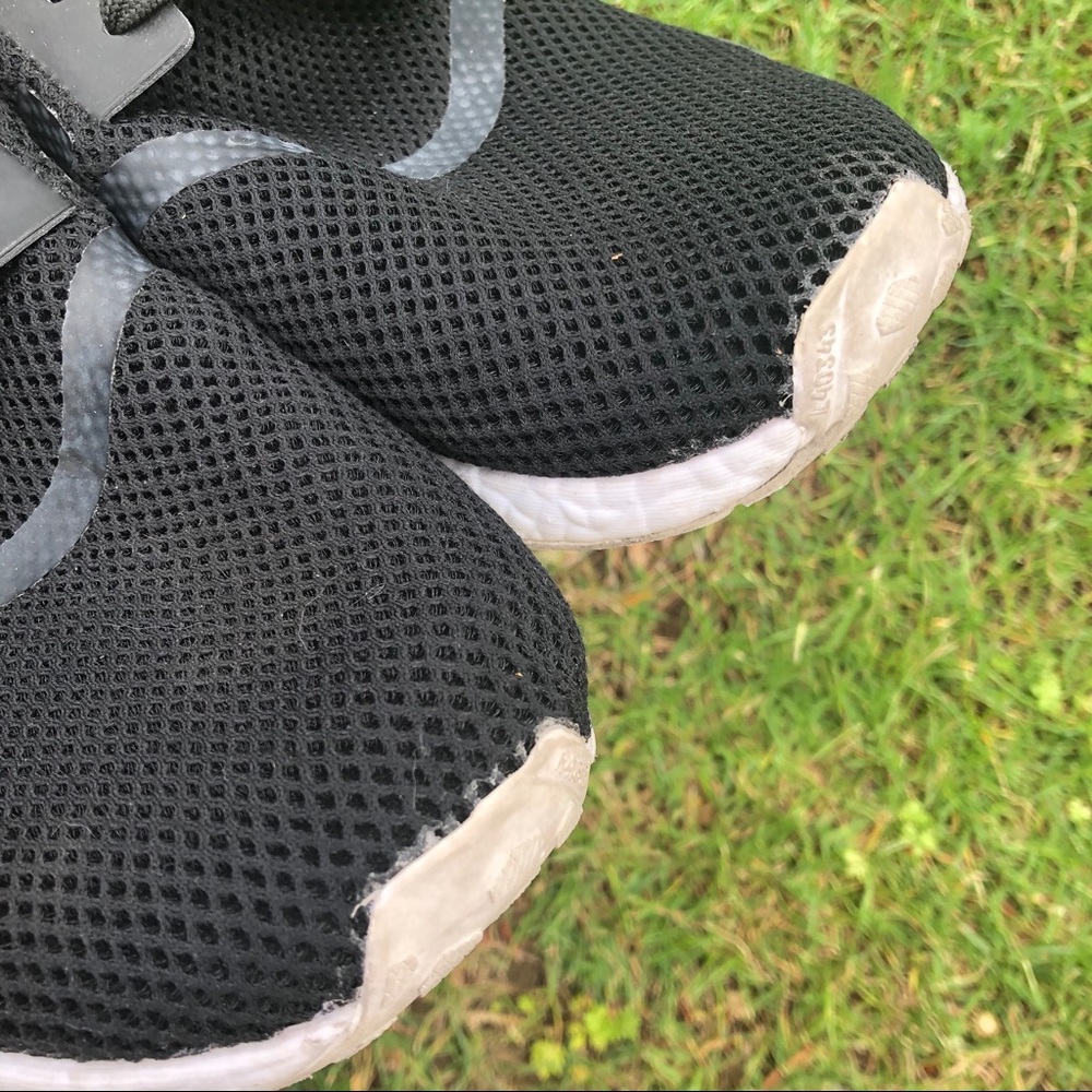 Mens black adidas boost running shoes - Picture 8 of 8